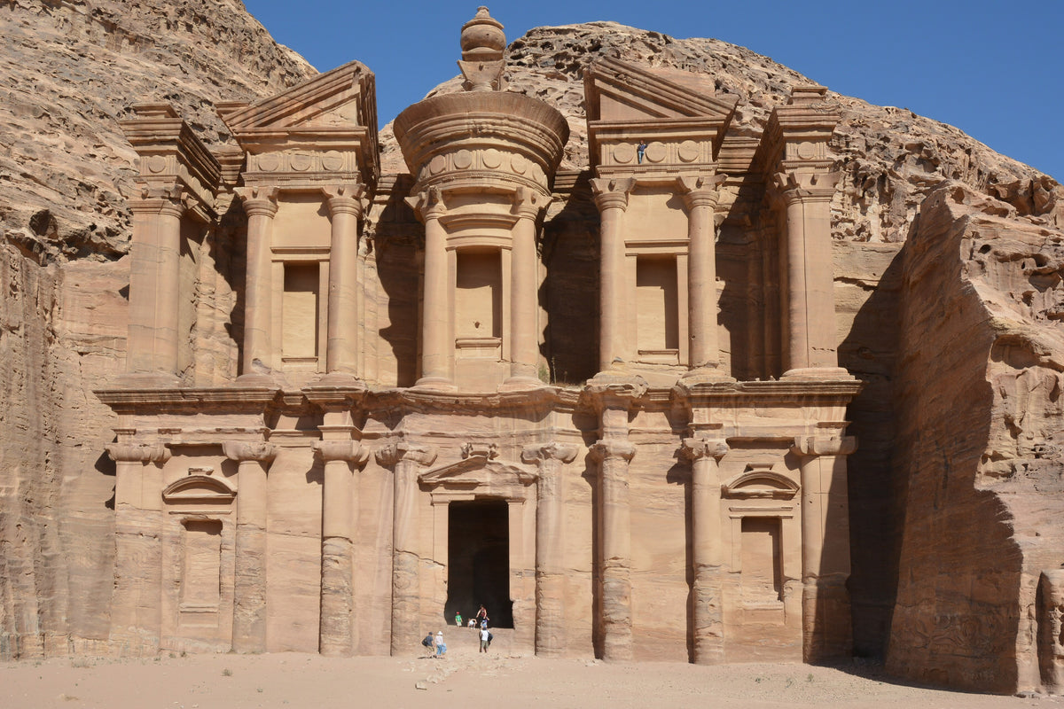 Petra engraved city travel ring