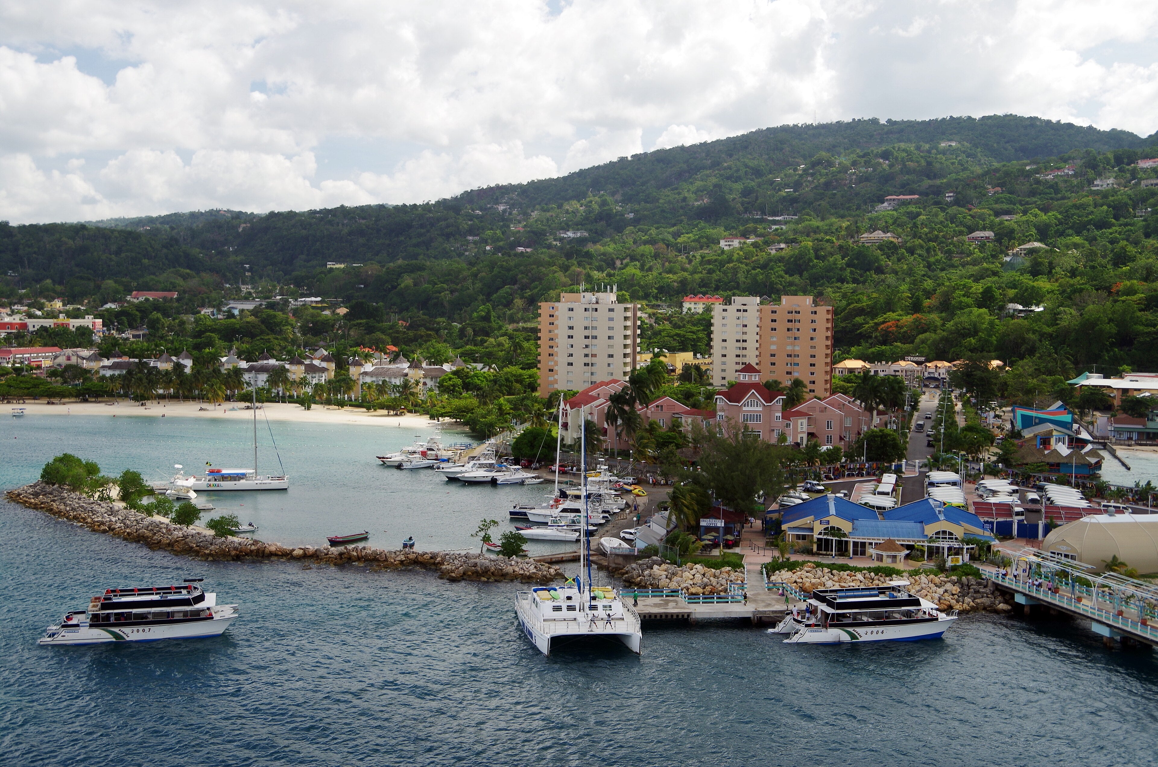 Ocho Rios engraved city travel ring
