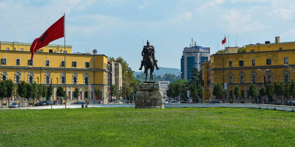 Tirana engraved city travel ring