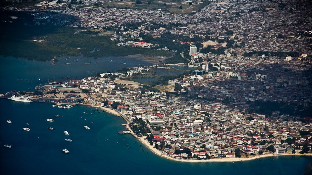 Zanzibar engraved city travel ring