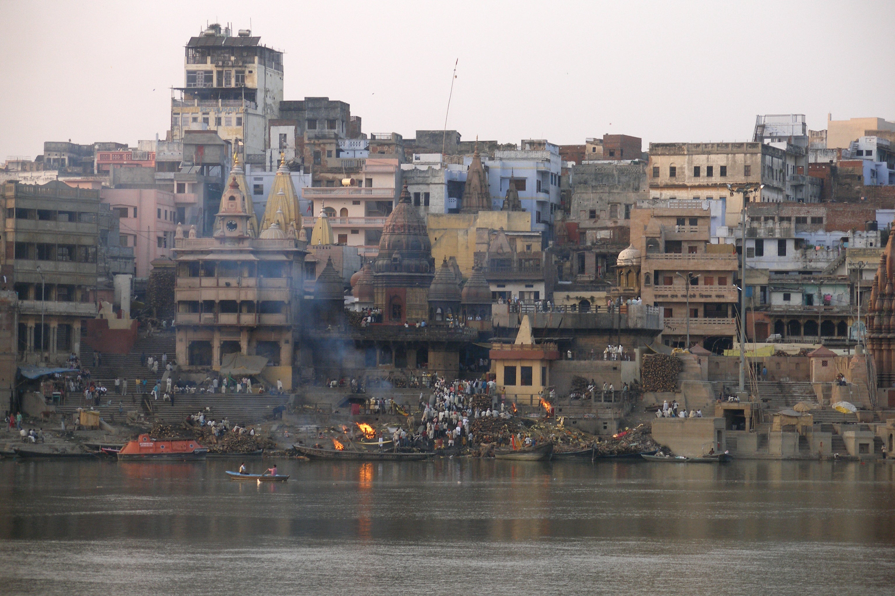 Varanasi engraved city travel ring